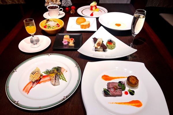 ダイニング万葉クリスマスディナー2025